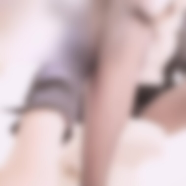 【お貢ぎプラン限界顔出し版】ストッキングフェチさんが大好きなストッキングの破り方で、仕事中に○○○で持ってきた小型バイブ