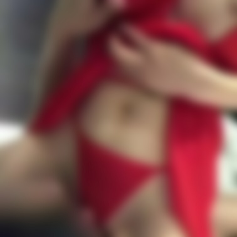 他人棒✨をいただいた時に、顔面騎乗位でおま○こをペロペロされて、気持ち良くなっちゃった😍😍😍
舌遣いが👅とってもイヤラ