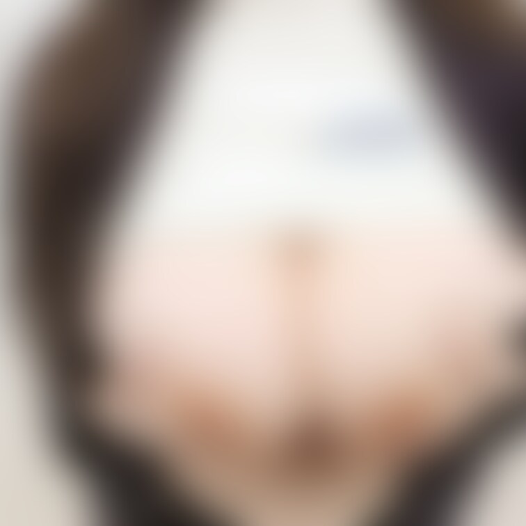 谷間に入れたい方はどうぞ✨