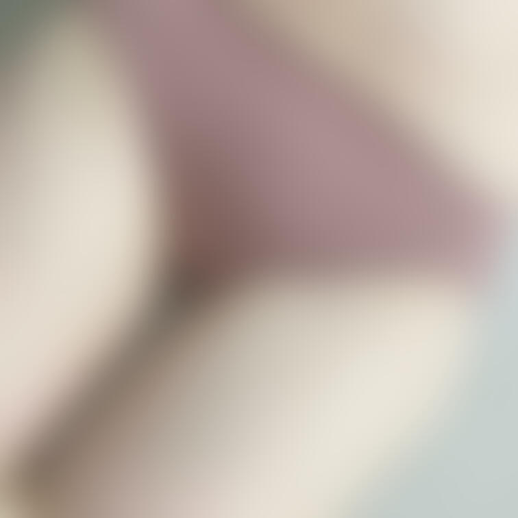 シミができちゃってるの分かるかな？🥺