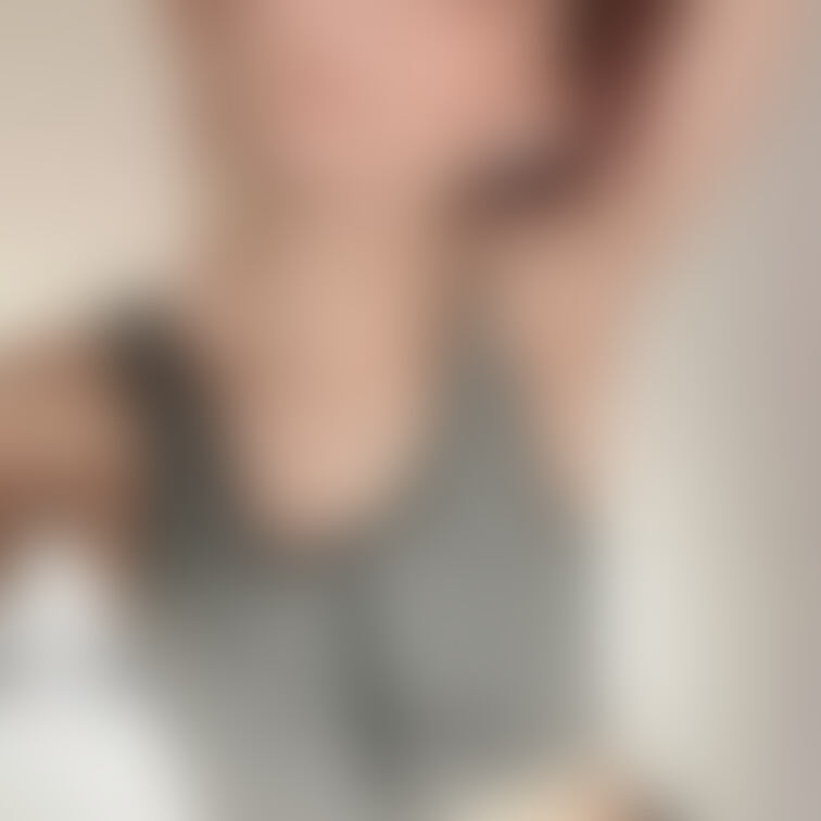 おはようございます(  ¯ ¯ )ᐝ💫

今朝のTwitterオフショット🫣💓
完全顔出しは一緒にトレーニングコー