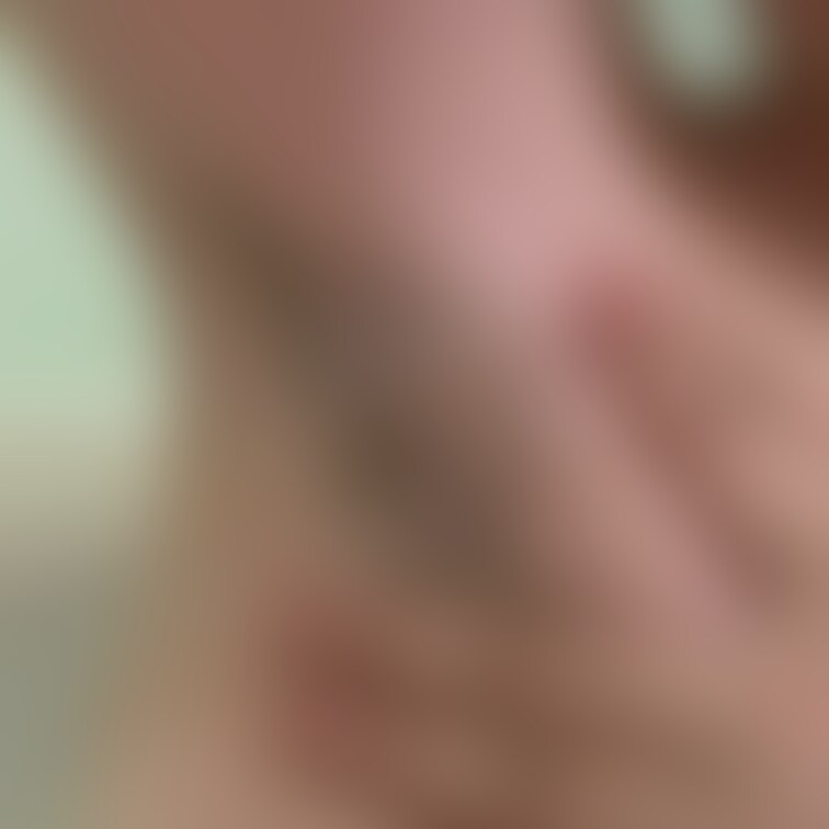 リクエストいただきました脇メインのオナニー動画です。３か月くらい伸ばしたんですがこれ以上伸びることはなさそう…。
５分