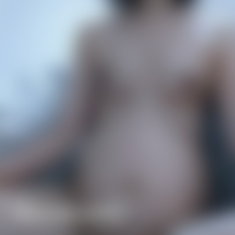 妊娠7ヶ月/24w3d

初めてベッドで写真撮影🛌