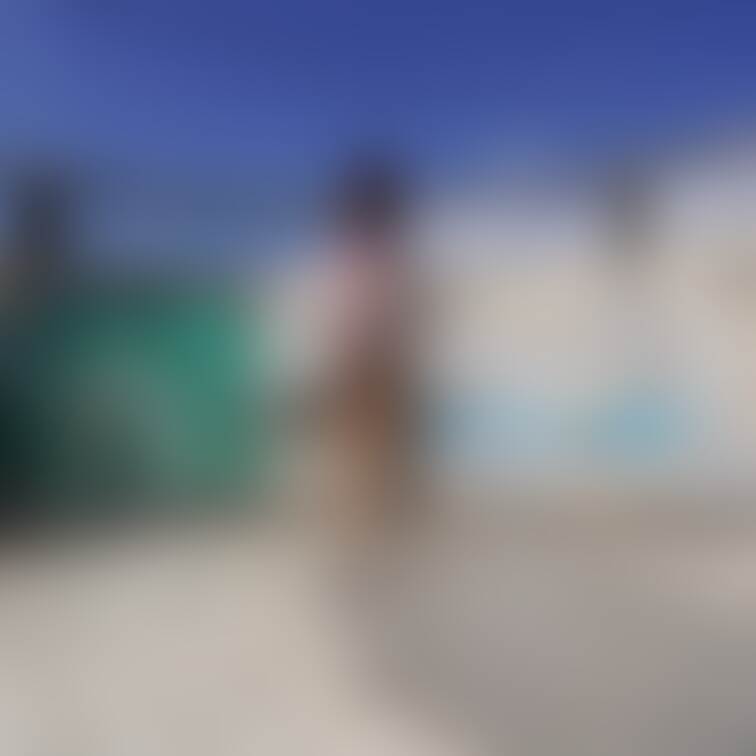 過去の削除写真の再投稿です。（2023年8月投稿）
変態さんの多い公園で・・・①