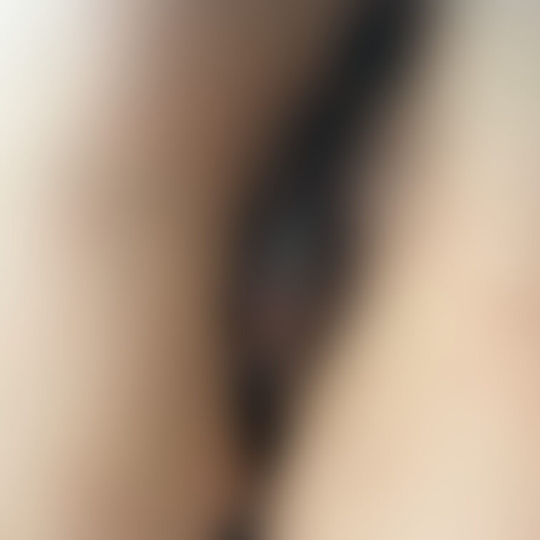 ドアップのおま○こでガニ股変態ポーズ💗