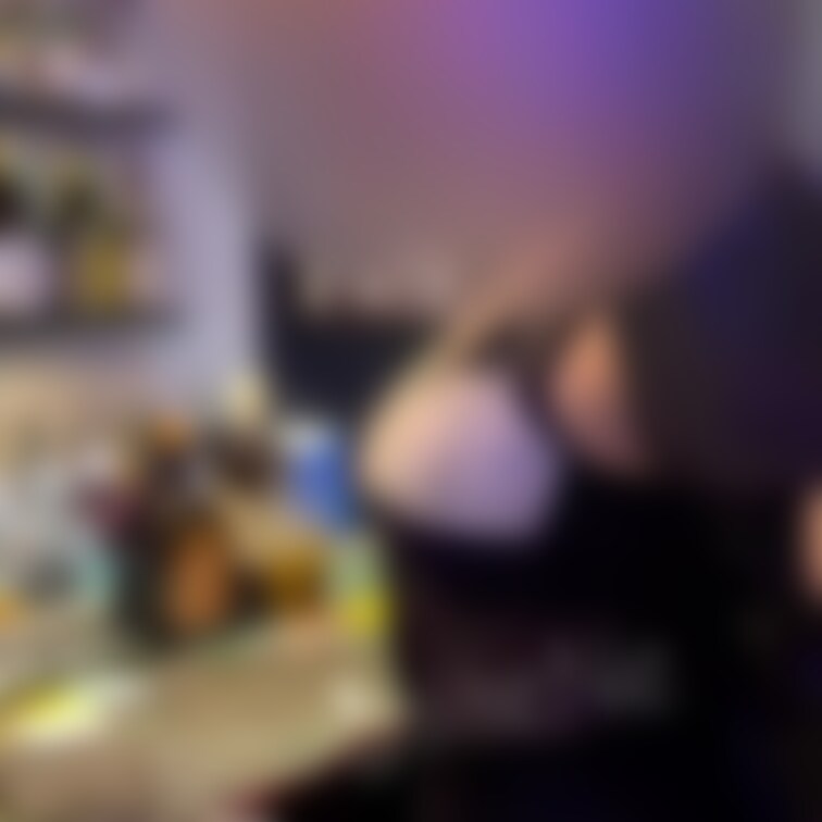 ❤️生着替えのシーン❤️
前からも後ろからも横からも見られてる中で生着替え💓🥰
「ブラジャー外す所はよくみるけど、着