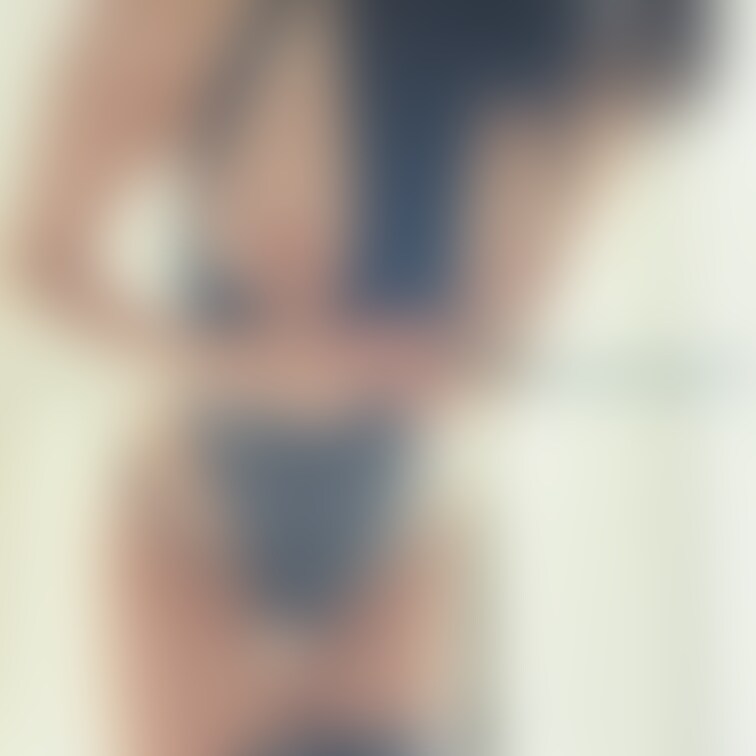 便利な衣装でしょ？♡⃛