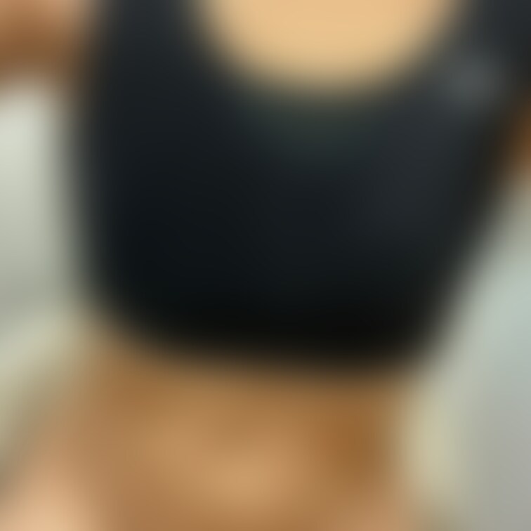 ヒナの下着姿です😍
 よかったらフォローとご支援よろしくお願いします🥺

