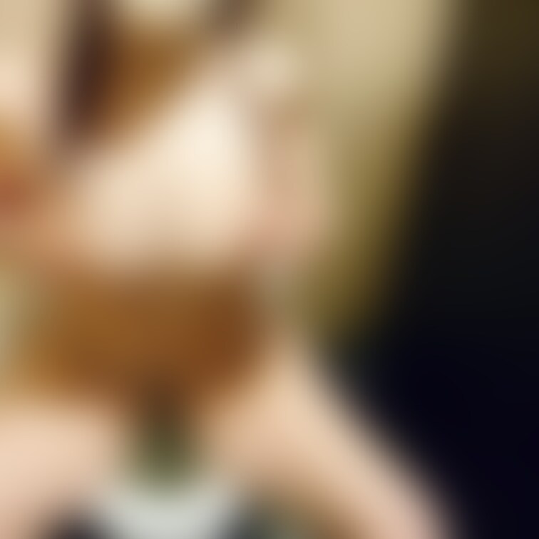 この前、とある施設のト○レで全裸になってきたやつ＊。
えちぃ動画が撮れたので楽しみにしててください💞
（編集終わり次