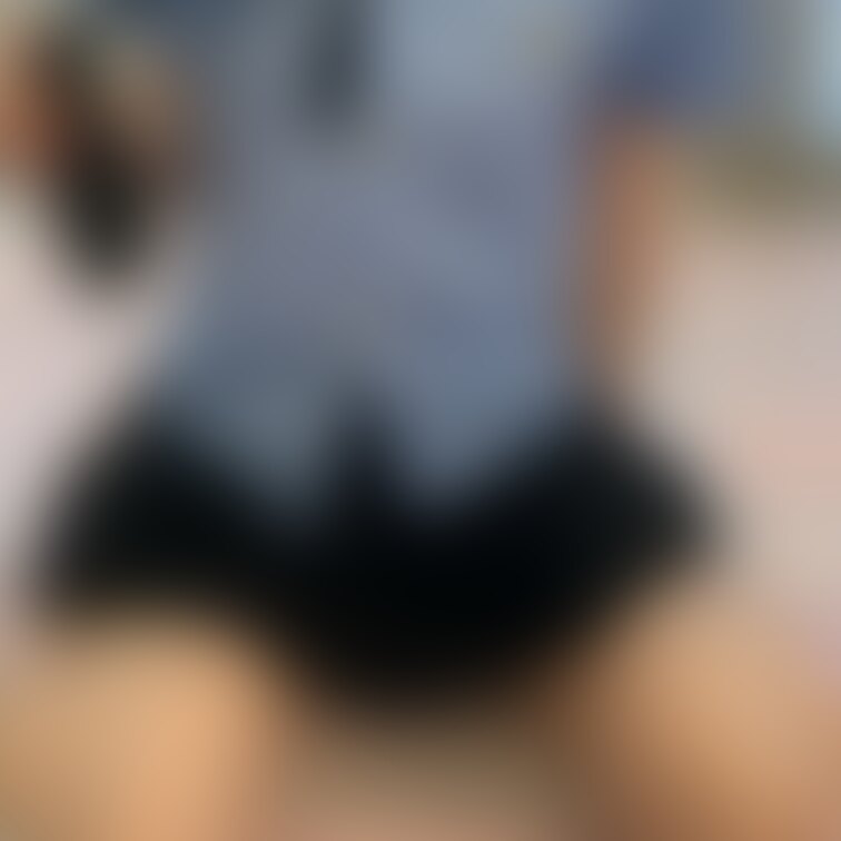 右側の［♡いいね］を押してから見て欲しいです🥰

［顔なし 悪いコを取り締まる警察官👮］

悪いことしてる人は