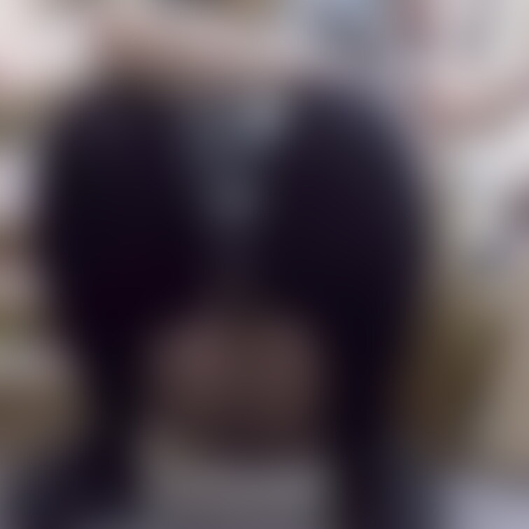 ●パンチラフェラ#2 くるみちゃん私服編
https://myfans.jp/posts/0ba86475-4193-