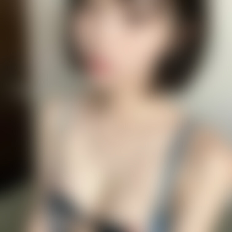 何この格好...恥ずかしいんだけど