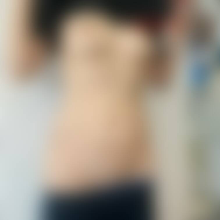 毎日腹筋して頑張ってます