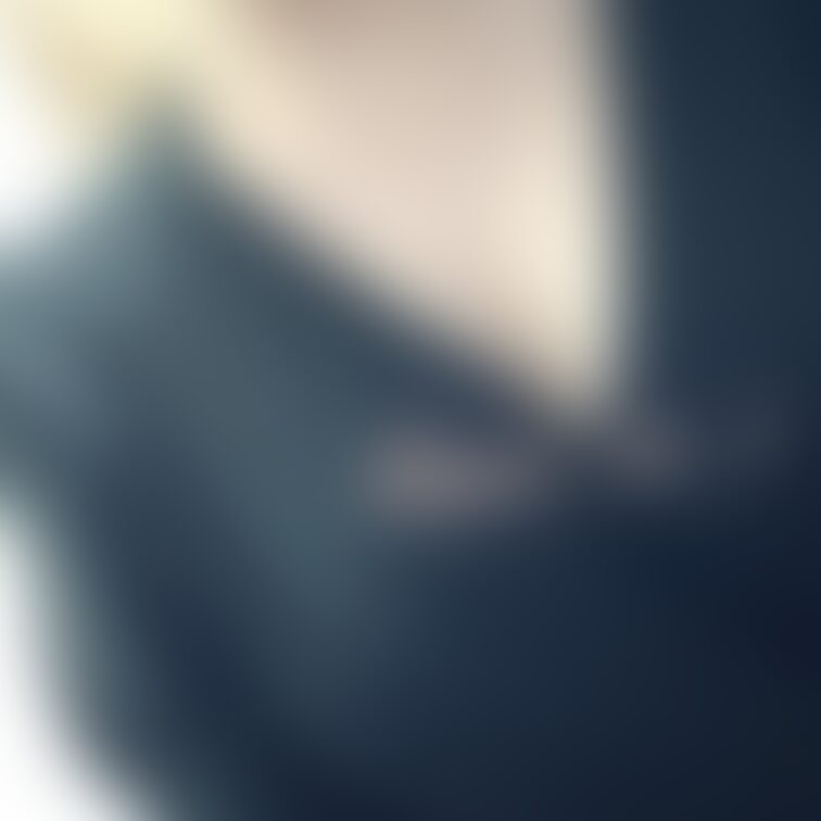 私服ニットを脱いだらこんなのでてきます