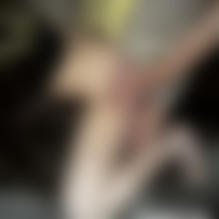 お尻突き出して、ガンガンバックで突かれまくった📸
写真を撮ったので共有いたします

動画は、また今度

奥まで