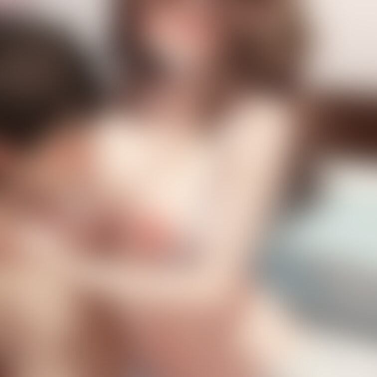 おっぱい舐められた( ,,._.,,)