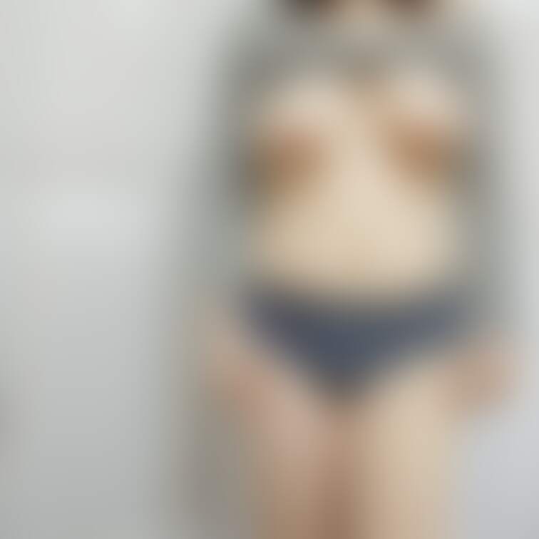 明日の動画のオフショット!
お風呂上がりにムラムラしたから立ちオナニー🙈
フル動画は有料プランでみてね(〃∇〃)