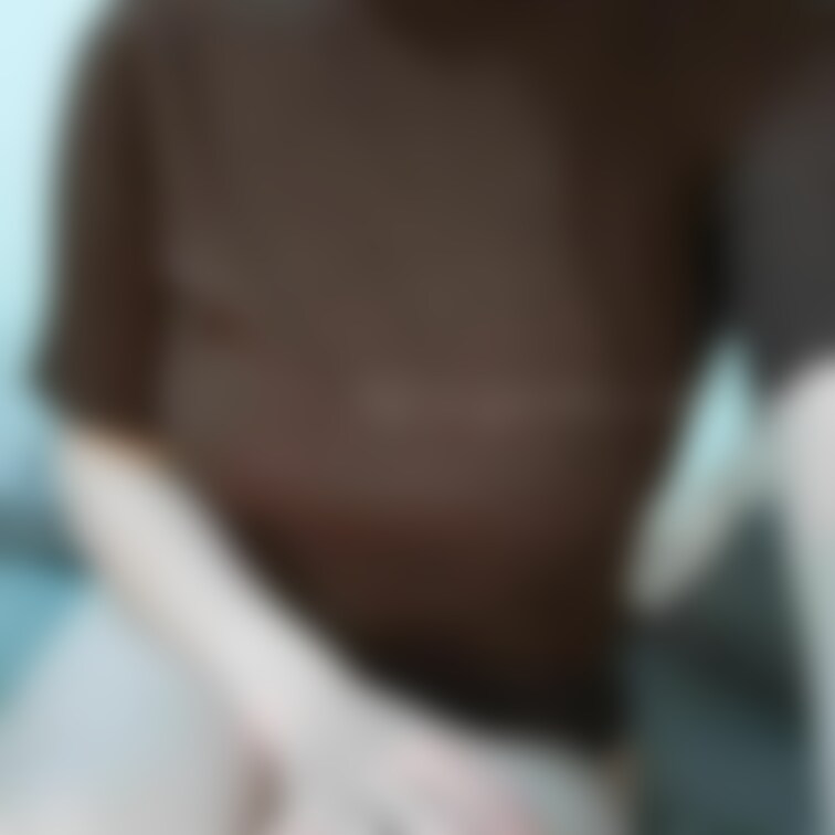 ノーブラおっぱいニット越しもっともっと揉み揉み　3分45秒

アングルと触り方を変えて...♡
正面にいる感じで触