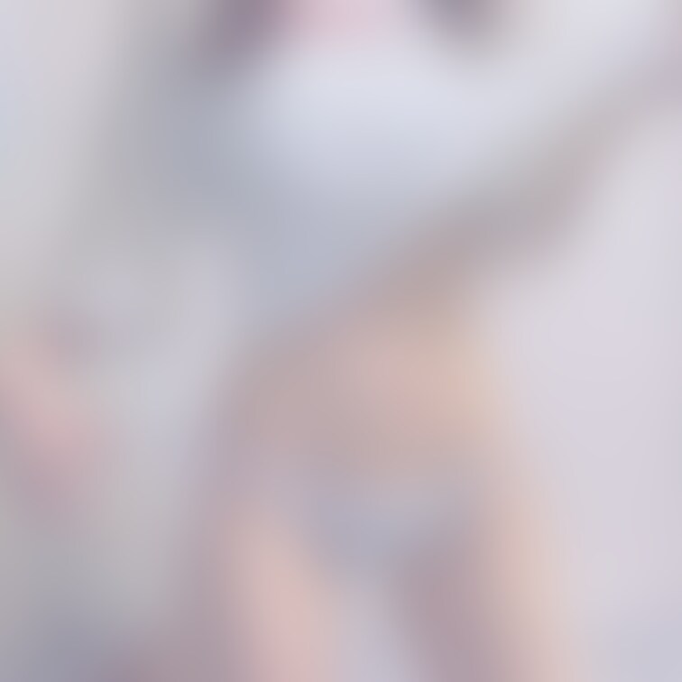 ひもパン🤍
ひっぱる？
┈ ୨୧┈
