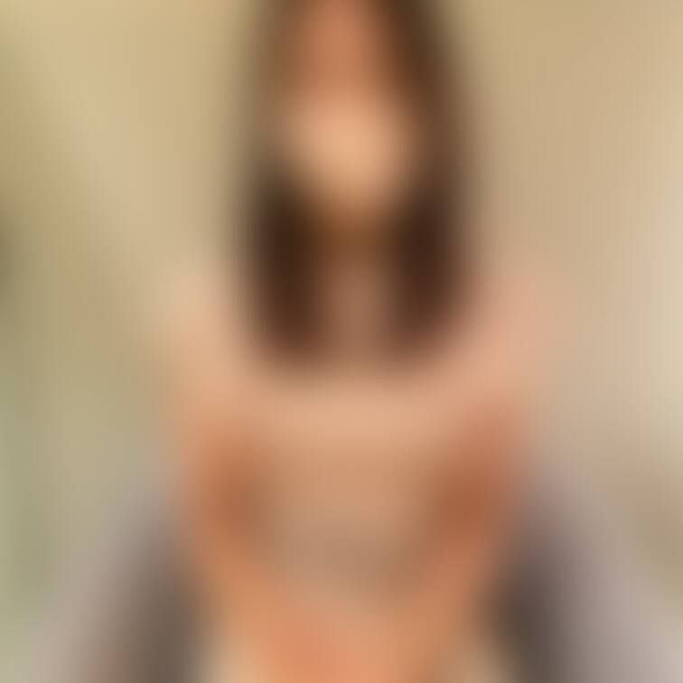 ごっくん大好きギャルママの
セクシーショットたち☺️✨