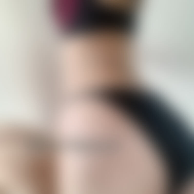 肉感がいい感じの久しぶりの投稿です。お久しぶりです♪
コメント頂けると嬉しいです😊