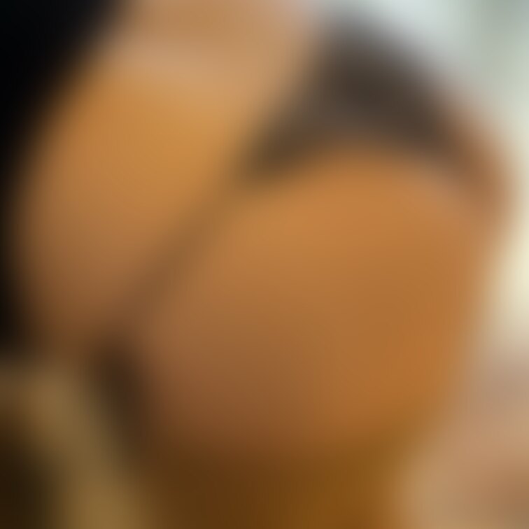 パンストからお尻ズルむけ