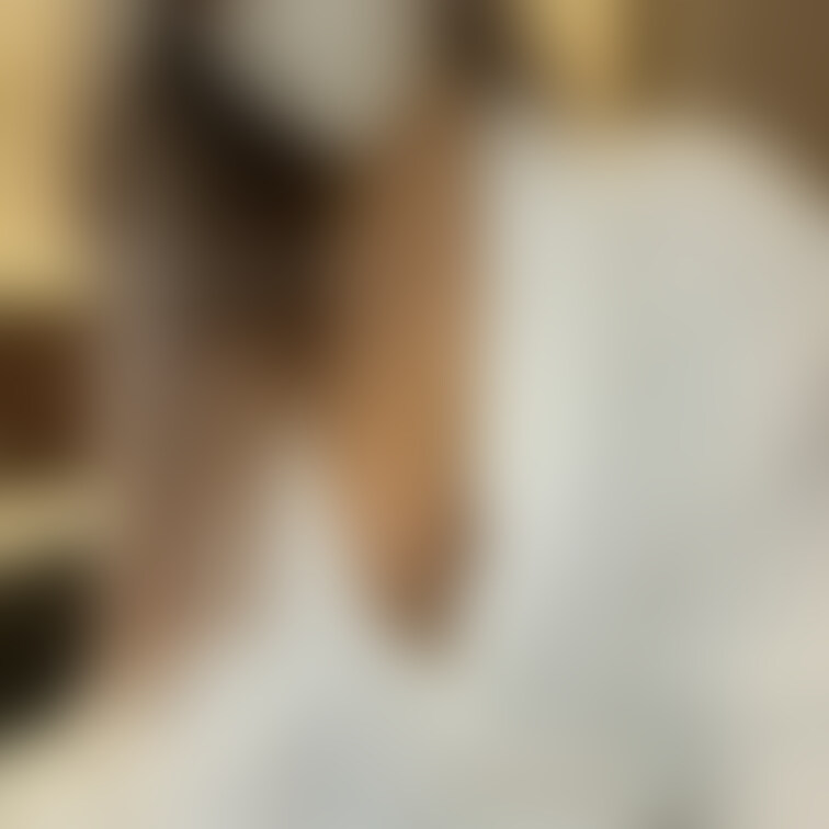 おはよん🤍
バスローブ姿…どうかな？😍