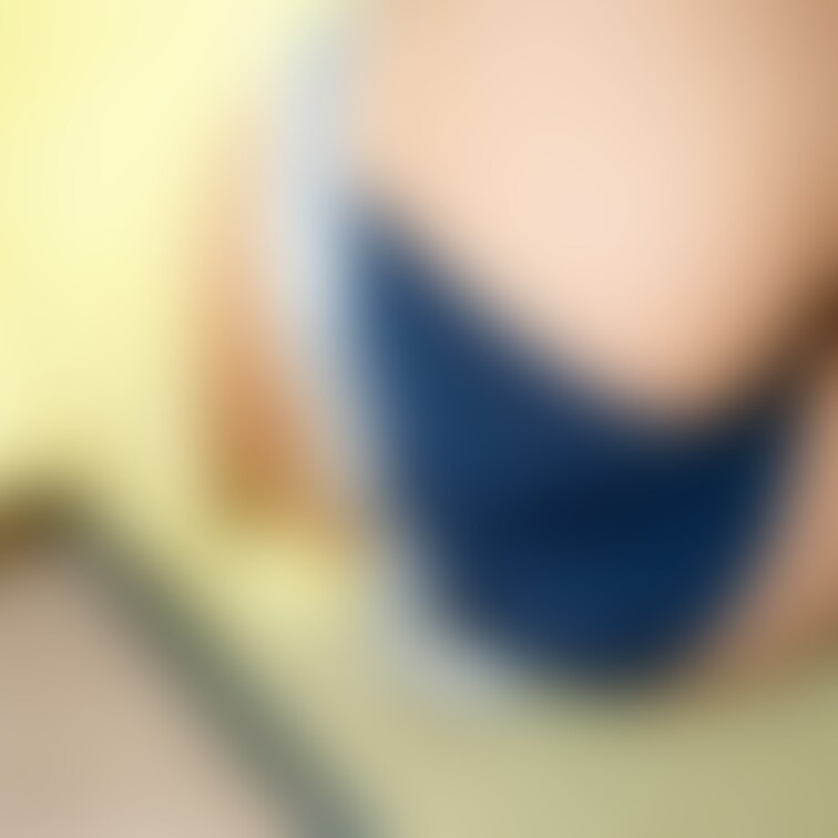 寒いからモコモコのフリース着ているのに…
下半身が…
