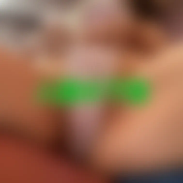 ウチの真面目な人妻さんを接写で撮影しました