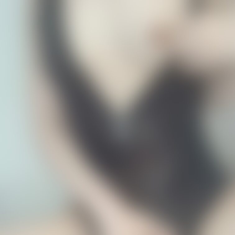 チャックで遊びたくなっちゃう🤐