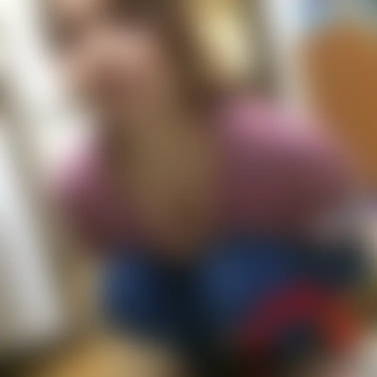 美人人妻Karinaの画像。