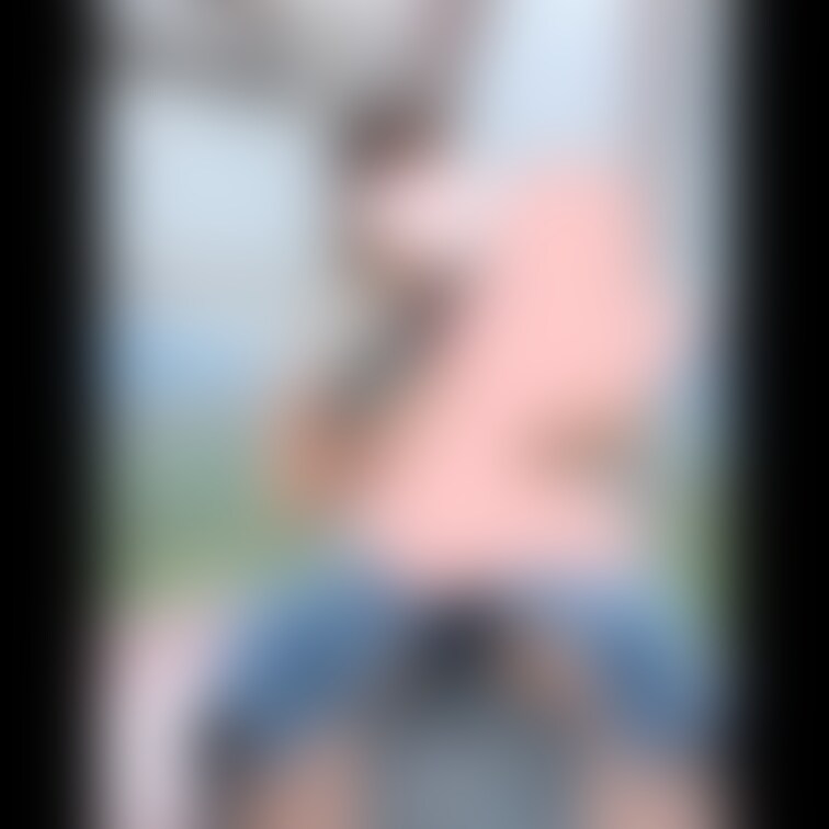 遊園地①
遊園地に行ってきました🎡

周りの人から見れば子連れの可愛いママなのに観覧車の中では簡単にパンツ見せてく