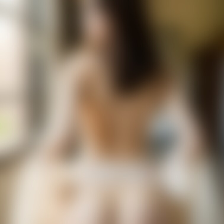 やめて..私..明日から人妻になるのに...
あっ..ダメ..
