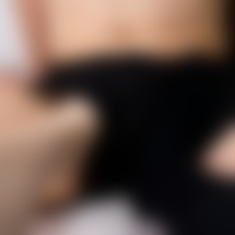 昨日の動画の切り抜きです✌
パンツの中に足入れてごしごしするの、エロいですよね🥰笑