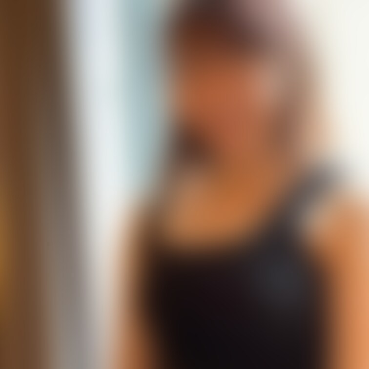EカップJDのゆかちゃん。
身バレ絶対ダメのでお見せできないのが残念ですが、ぱっちり二重の可愛い女の子です😍
まだ編