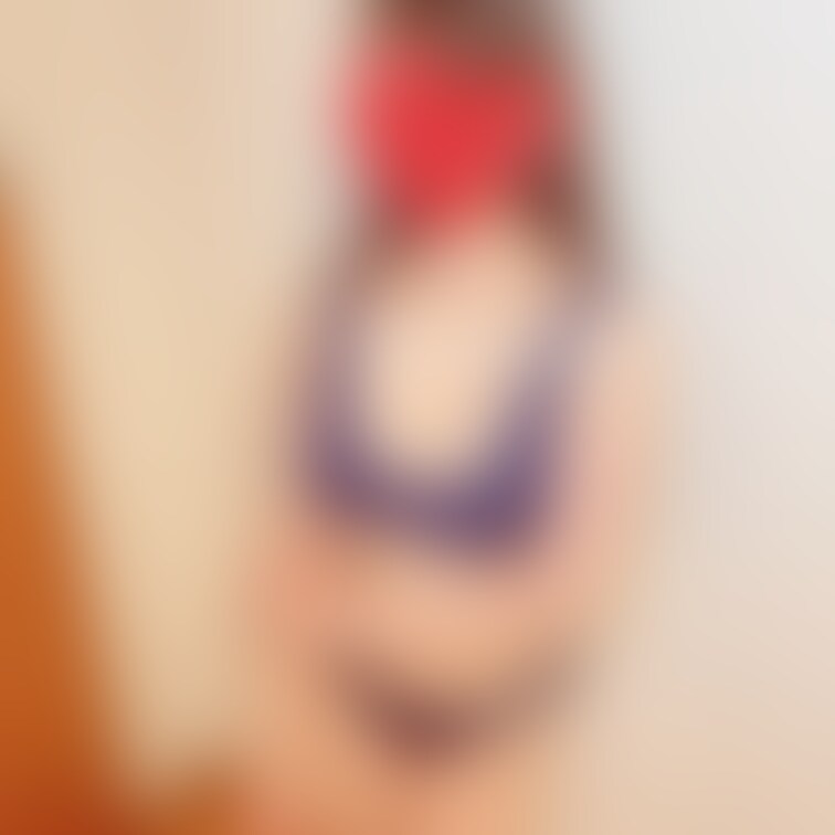 おっぱい大きくて外で着れない🥺w