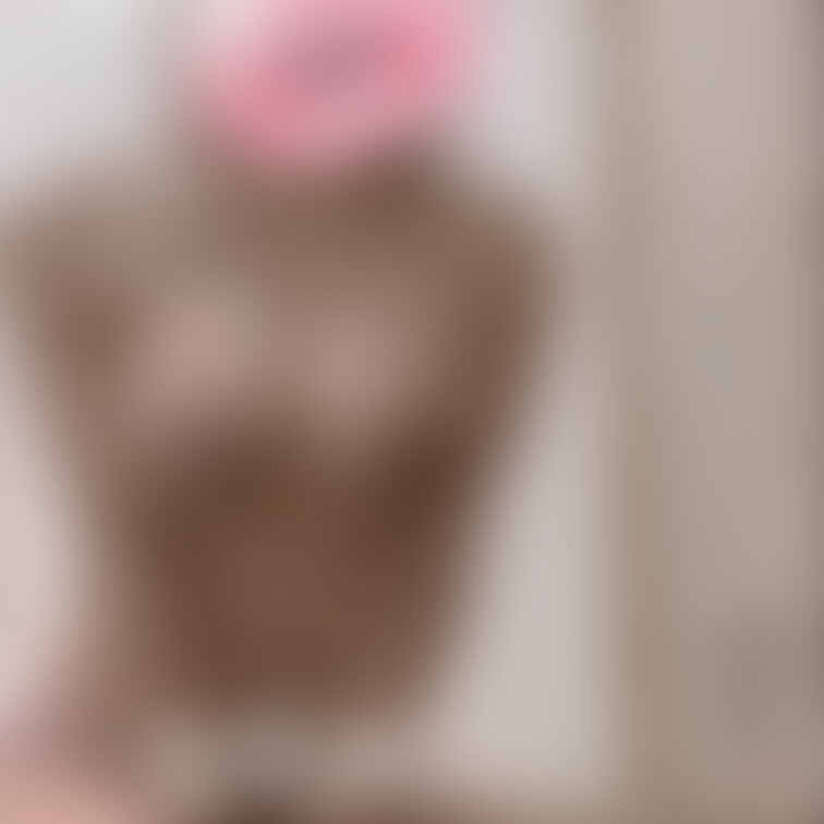 おはようございます☀
久しぶりの全身がすこしわかる写真を！
産後なので下着はご勘弁を笑
少し喜んでいただけると嬉し