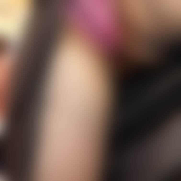 彼に撮ってもらったのです。
ムチムチですけどよかったら見てください。
撮ってもらうだけですごい濡ちゃう
