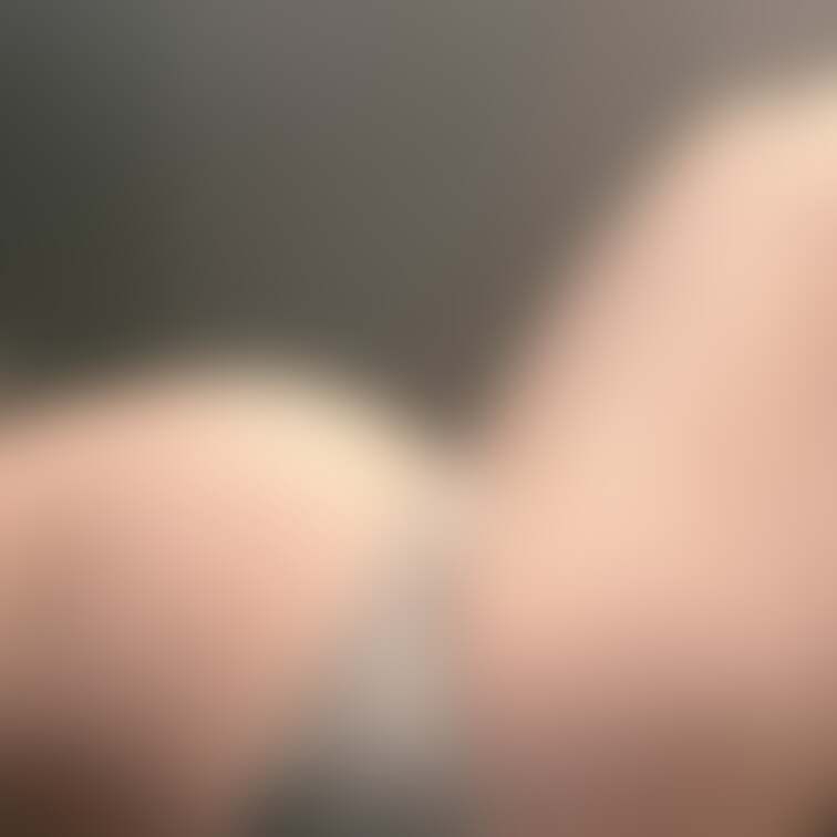 この間妊娠8ヶ月に入りました

お腹が大きくなってきたからか、急に体調悪くなっちゃって動画中々撮れてないです😭
