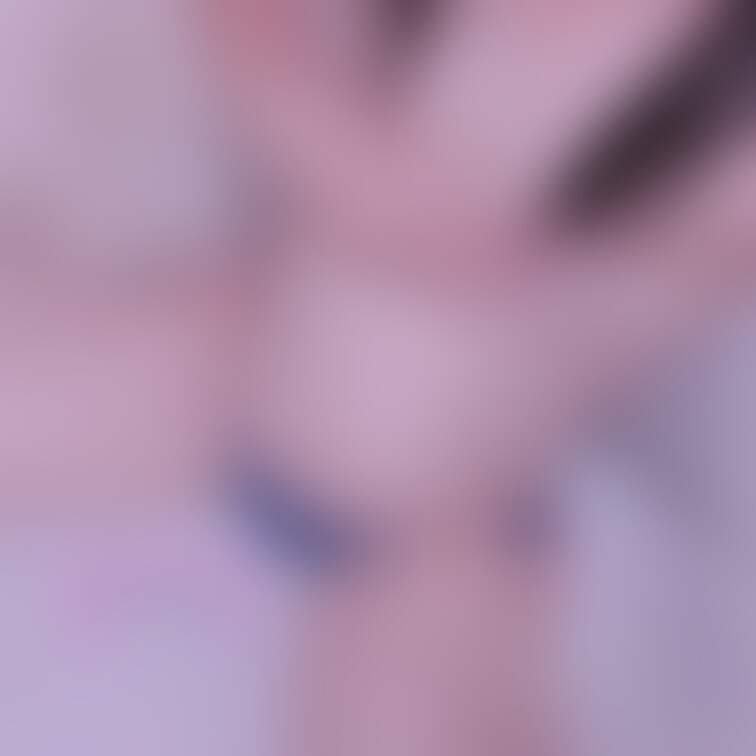ちっぱいだけど寄せればあります😇🙌🏻