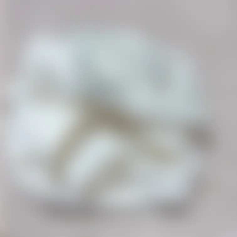 白のおショーツはやっぱりお色が恥ずかしいなあ🥺🌷
