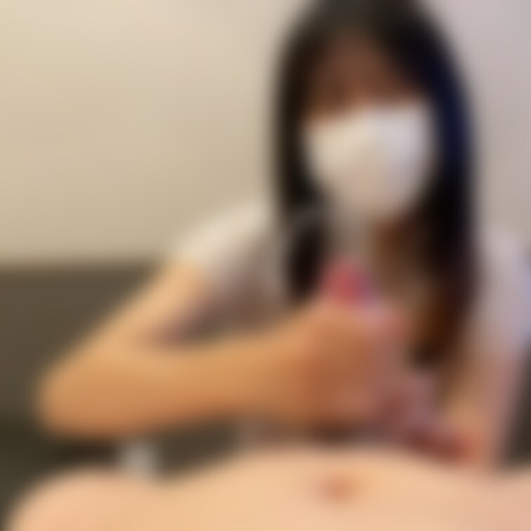 新年1発目の
ファンクラブ限定動画です🥰

最近メッセージで手コキがエロくて抜けるってよく言っていただけるので嬉し