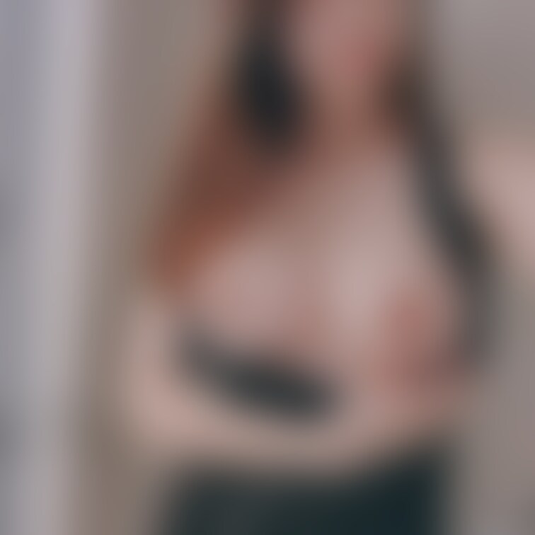 〈 👑スペシャルプラン限定👑 〉

かなのおっぱい好きっ??🍼