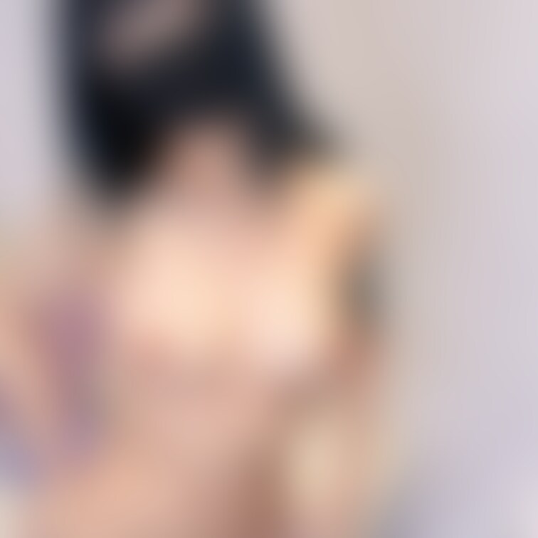 おへそとおっぱい