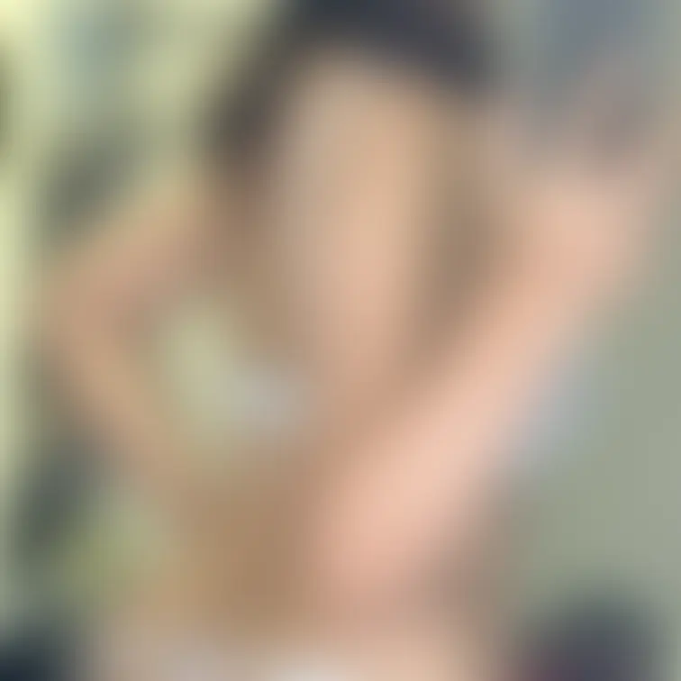 我が家にある妻の家に代々伝わってきた鏡台越しの自撮り。好きです！