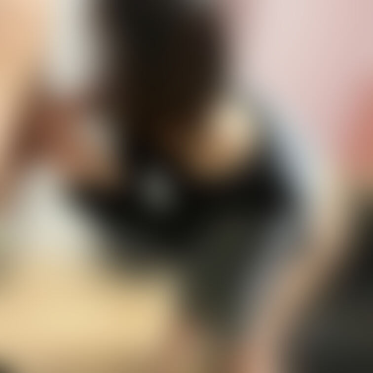 おくちまんこにおちんぽ恵んで頂きました😖🧡おじさんのおちんぽくさくておいしいよぉ.....

 🔰私と直接連絡先を交