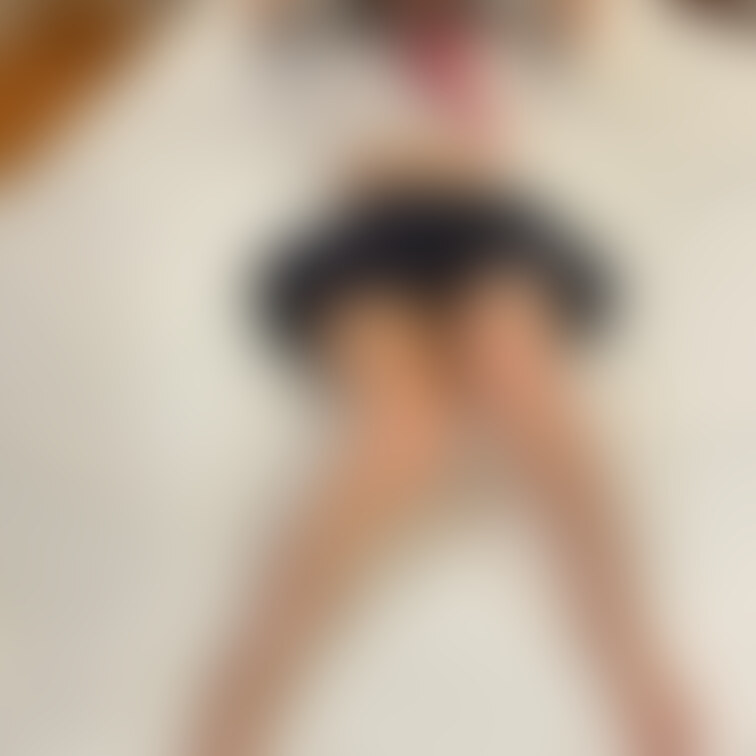 下着をはいているでしょうか？いないでしょうか？笑