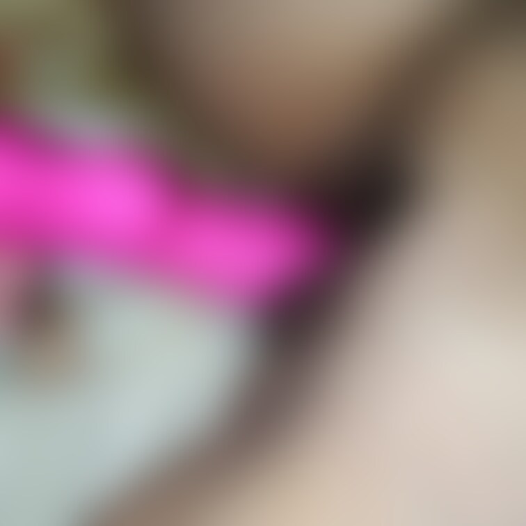 飲み会が終わって寝ている嫁にいたずらしてみたが、何も反応がありませんでした。
間男と会ってきた後なので疲れてるのかな