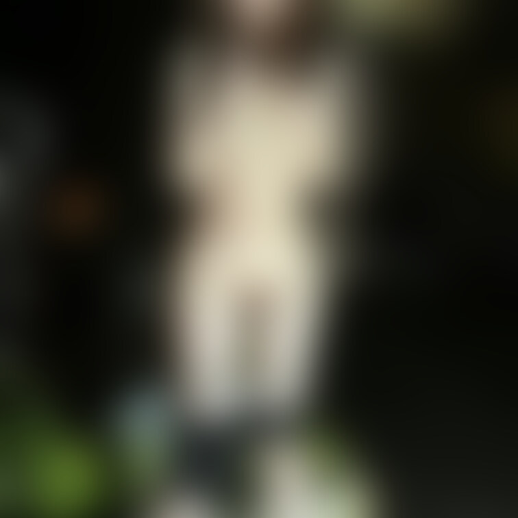 Xの続きです❤️Xにアップした投稿の完全顔出しスタンプ無しバージョンです😖❤️公園で露出お散歩😖❤️おちんぽ恵んでほしく