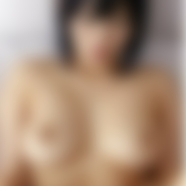 【主観正常位写真集】右下の全画面ボタンを押してご覧ください。